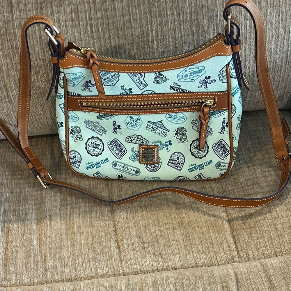 Dooney & Bourke Disney Vacation Club exclusive bag turquoise trimmed in rawhide - Picture 1 of 11